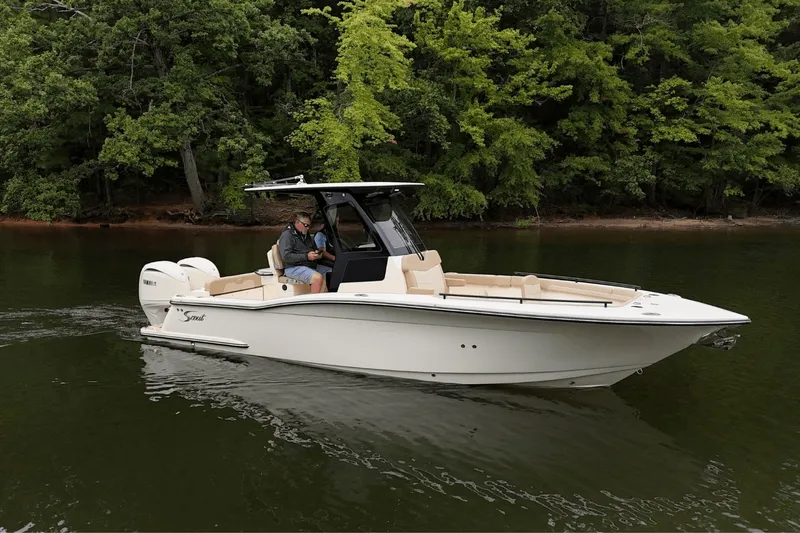 Slide: The Image of Scout 260 LXF 2025 - 2