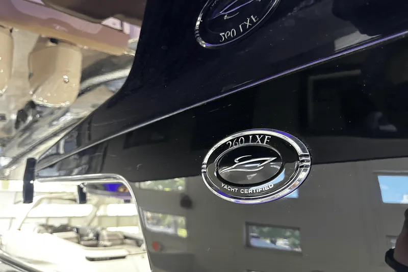 Slide: The Image of Scout 260 LXF 2025 - 22