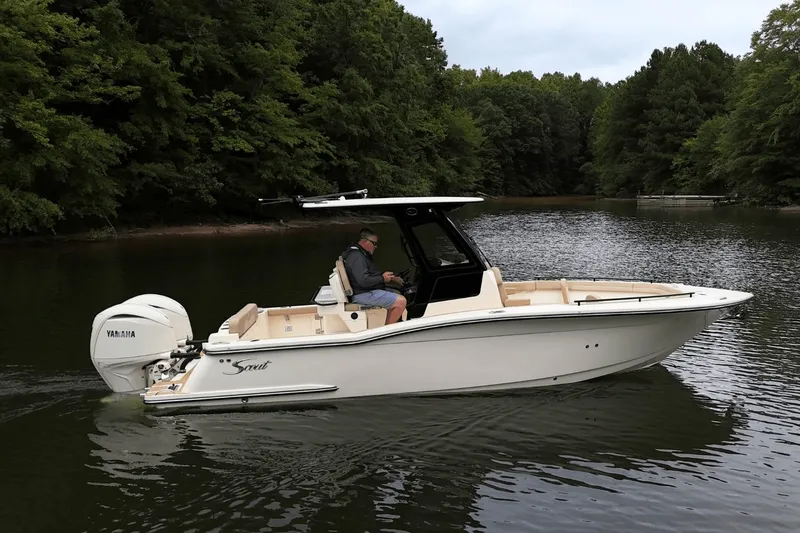 Slide: The Image of Scout 260 LXF 2025 - 3