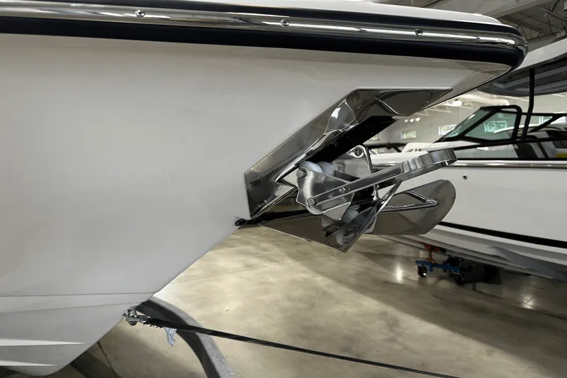 Slide: The Image of Scout 260 LXF 2025 - 31