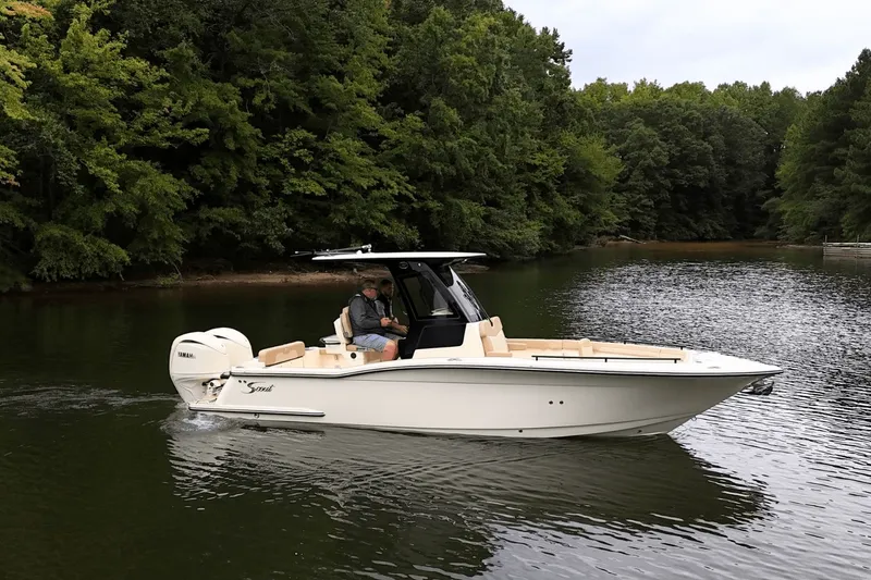 Slide: The Image of Scout 260 LXF 2025 - 4