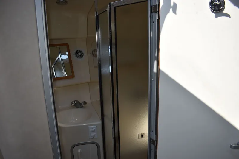 Slide: The Image of Sea Ray 370 Sundancer 1995 - 112