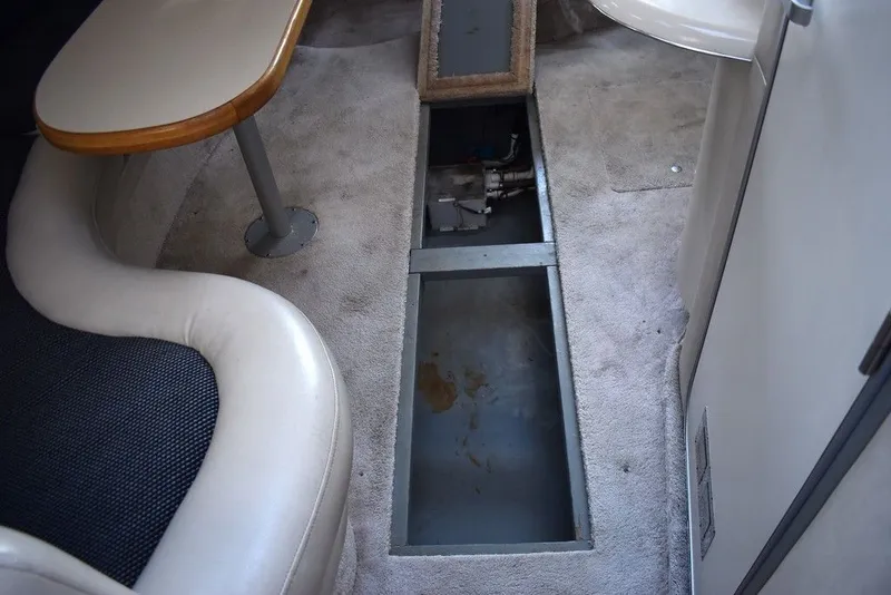 Slide: The Image of Sea Ray 370 Sundancer 1995 - 120