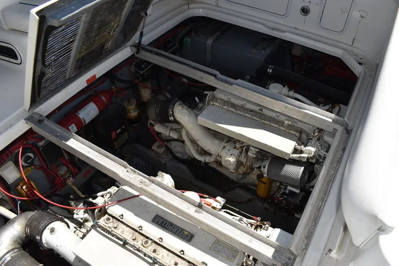 Slide: The Image of Sea Ray 370 Sundancer 1995 - 124