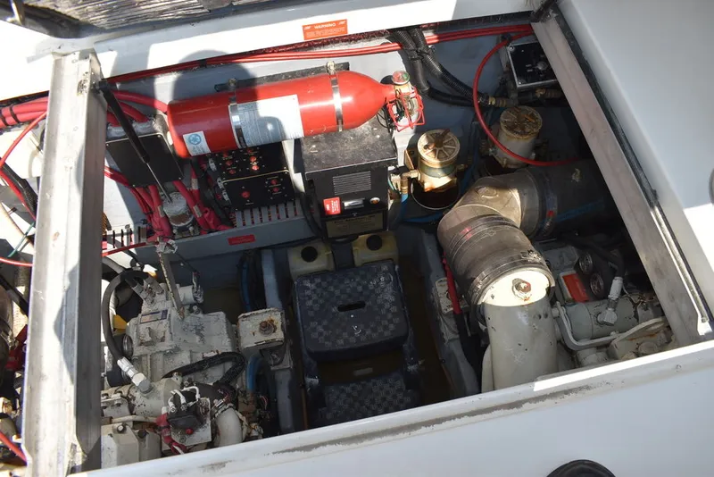 Slide: The Image of Sea Ray 370 Sundancer 1995 - 128