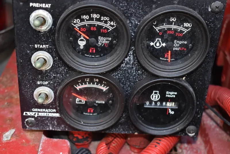 Slide: The Image of Sea Ray 370 Sundancer 1995 - 131