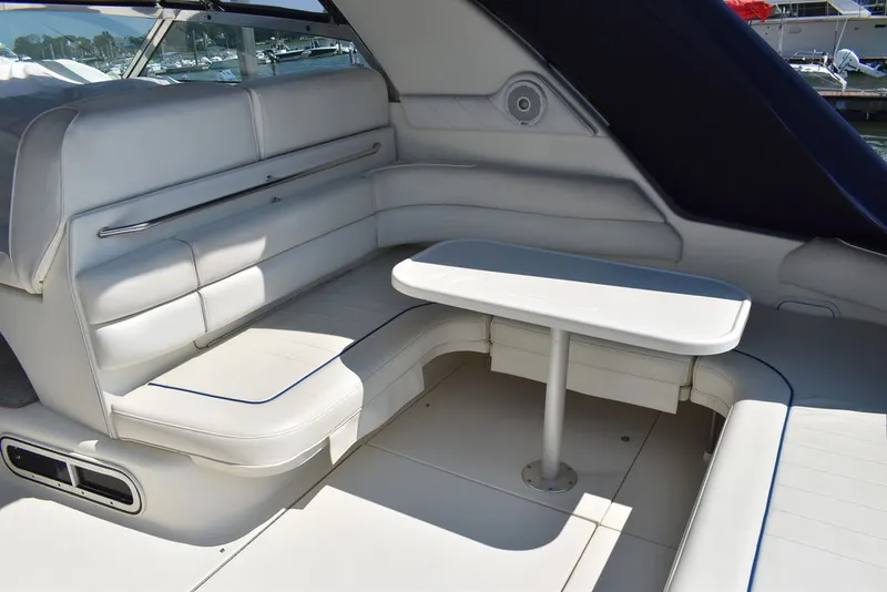 Slide: The Image of Sea Ray 370 Sundancer 1995 - 17