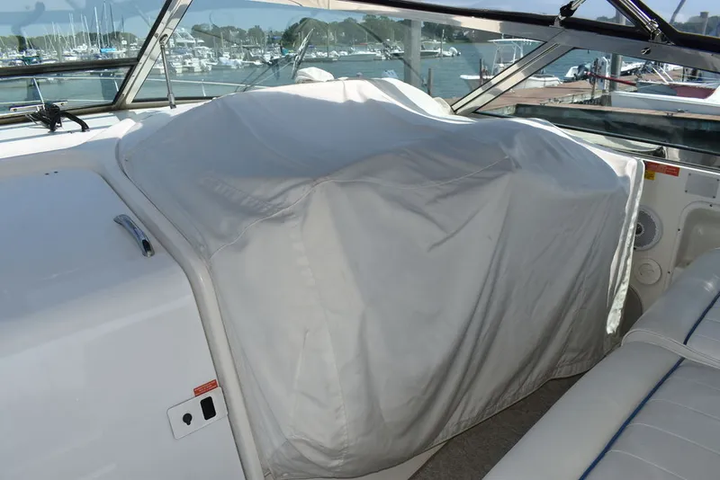 Slide: The Image of Sea Ray 370 Sundancer 1995 - 27