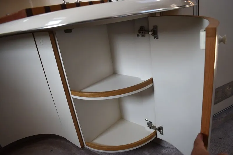 Slide: The Image of Sea Ray 370 Sundancer 1995 - 71