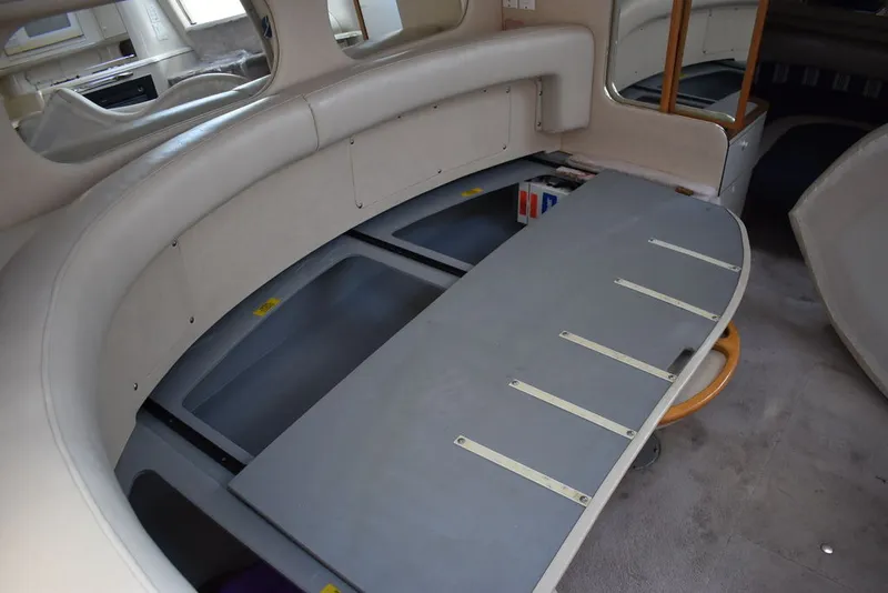 Slide: The Image of Sea Ray 370 Sundancer 1995 - 76