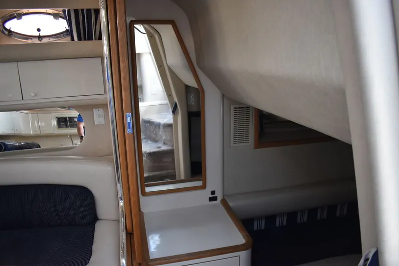 Slide: The Image of Sea Ray 370 Sundancer 1995 - 82