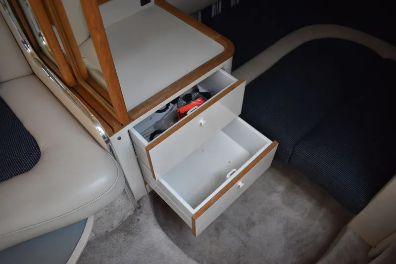 Slide: The Image of Sea Ray 370 Sundancer 1995 - 84