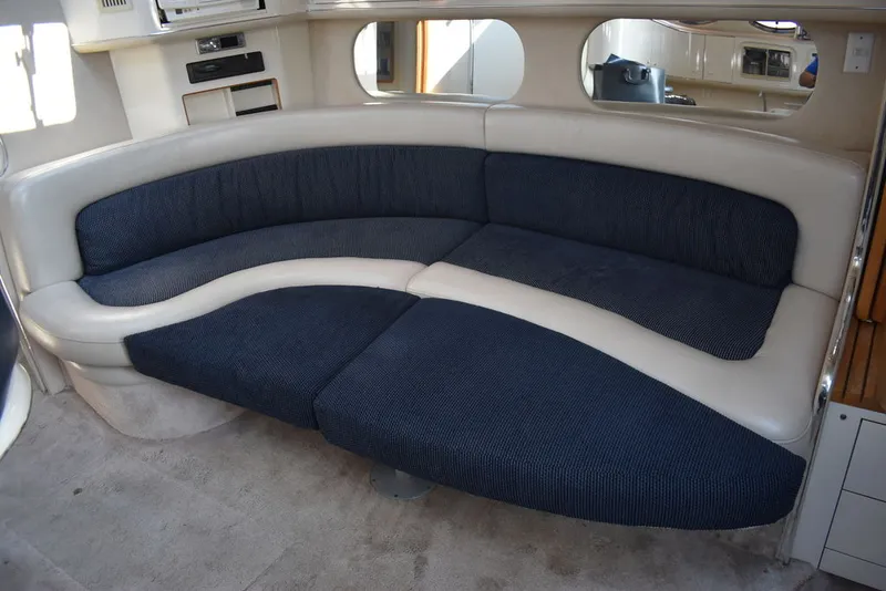 Slide: The Image of Sea Ray 370 Sundancer 1995 - 86