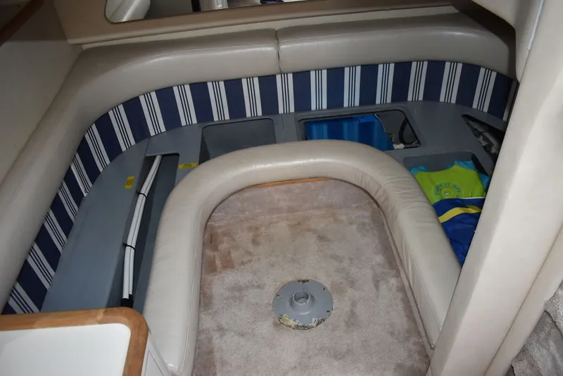 Slide: The Image of Sea Ray 370 Sundancer 1995 - 89
