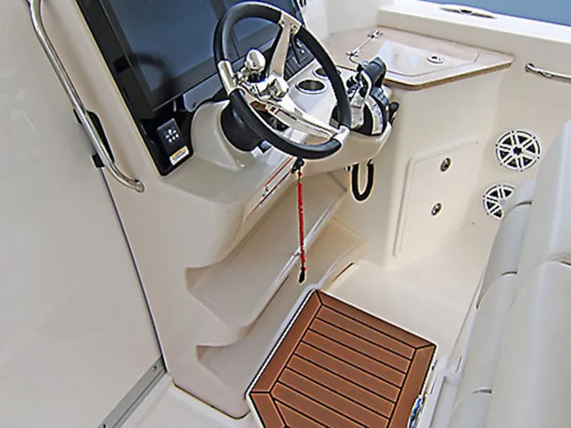 Slide: The Image of Boston Whaler 350 Realm 2026 - 2