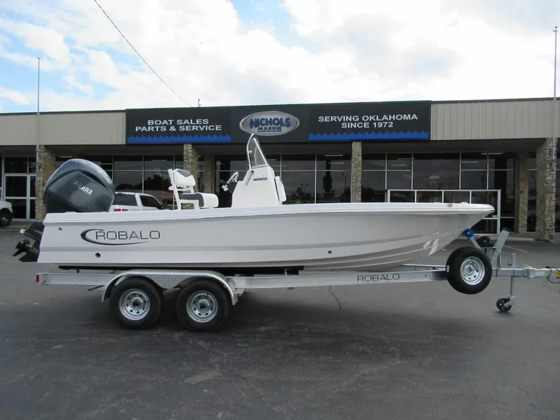 Slide: The Image of Robalo 206 PRO 2027 - 4