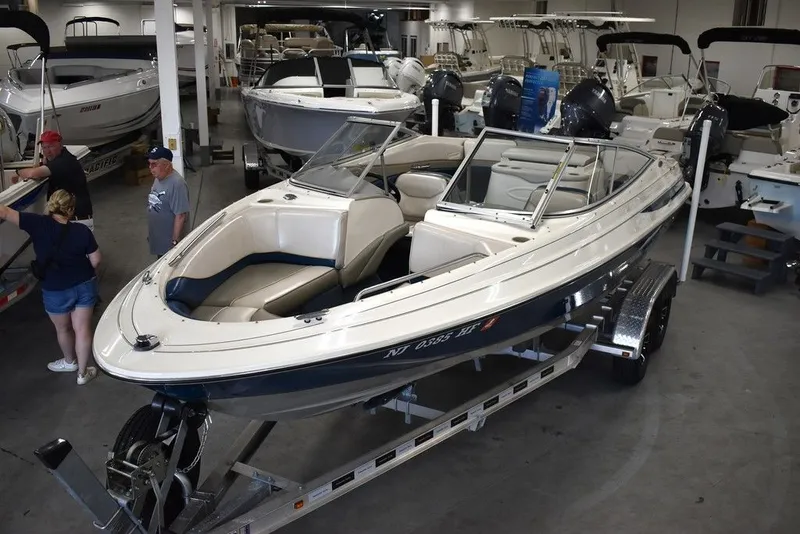 Slide: The Image of Bayliner Marine 2100 SR 1997 - 1