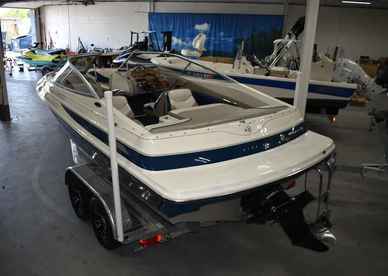 Slide: The Image of Bayliner Marine 2100 SR 1997 - 11