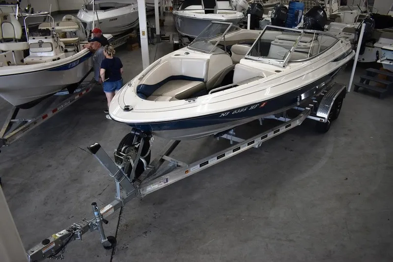 Slide: The Image of Bayliner Marine 2100 SR 1997 - 2