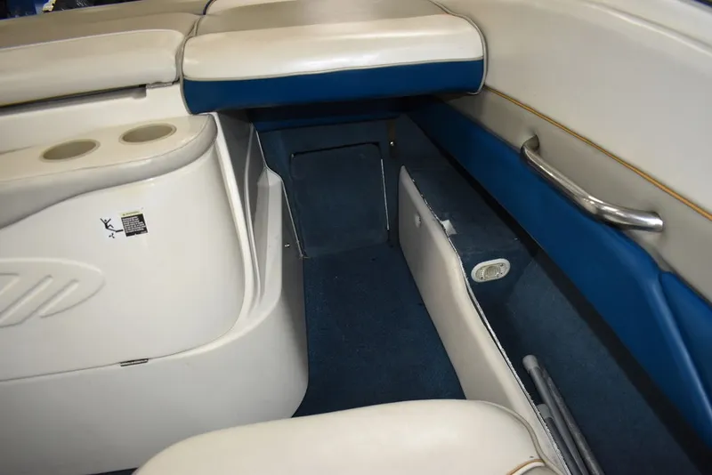 Slide: The Image of Bayliner Marine 2100 SR 1997 - 27