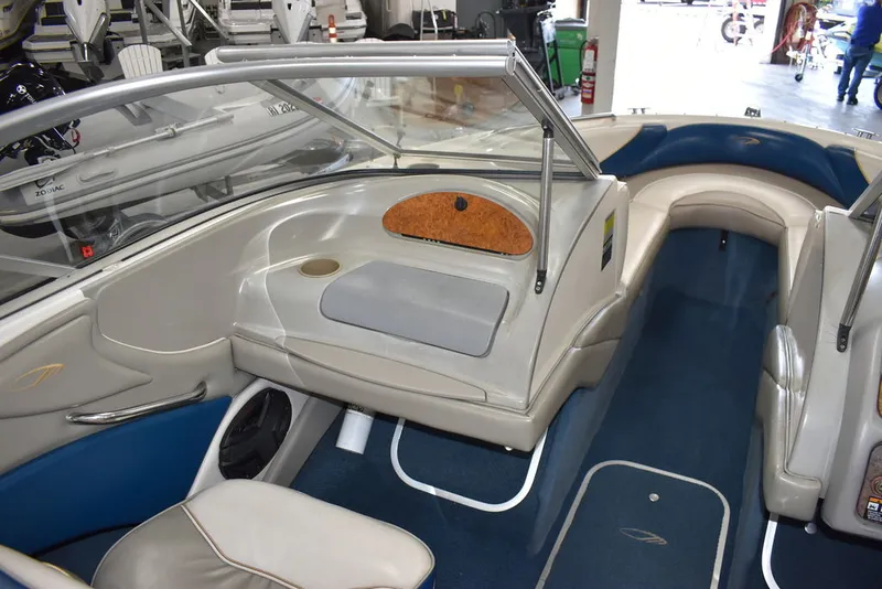 Slide: The Image of Bayliner Marine 2100 SR 1997 - 52