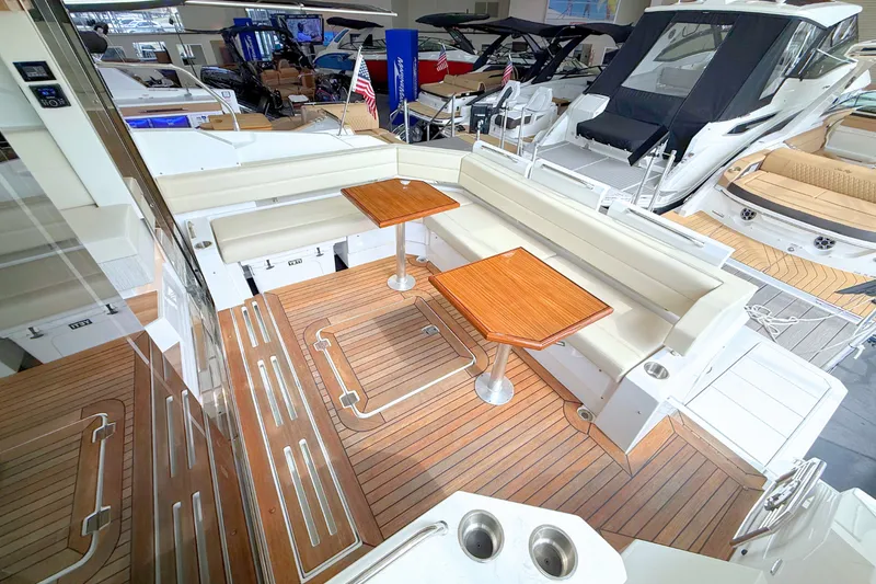 Slide: The Image of Cruisers 42 Cantius 2025 - 11