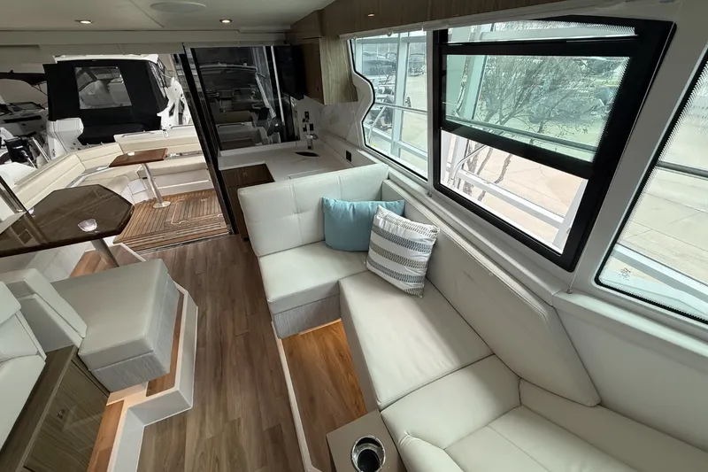 Slide: The Image of Cruisers 42 Cantius 2025 - 22