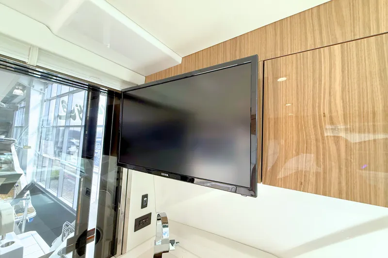 Slide: The Image of Cruisers 42 Cantius 2025 - 28