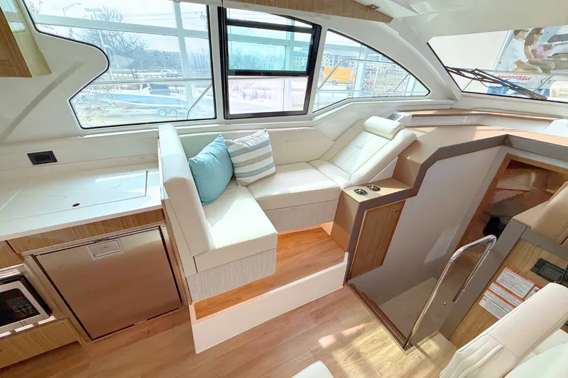 Slide: The Image of Cruisers 42 Cantius 2025 - 31