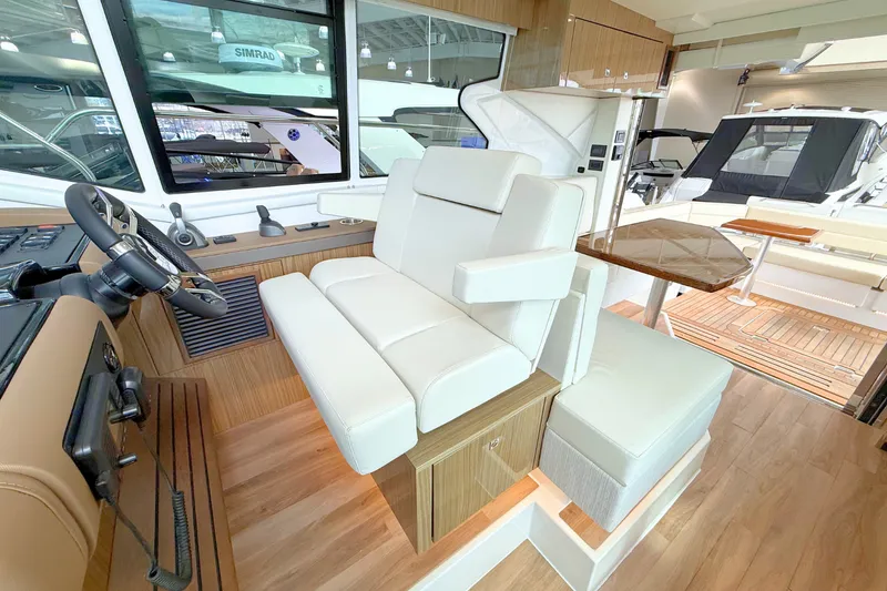 Slide: The Image of Cruisers 42 Cantius 2025 - 34