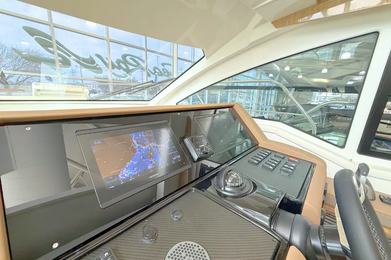 Slide: The Image of Cruisers 42 Cantius 2025 - 37