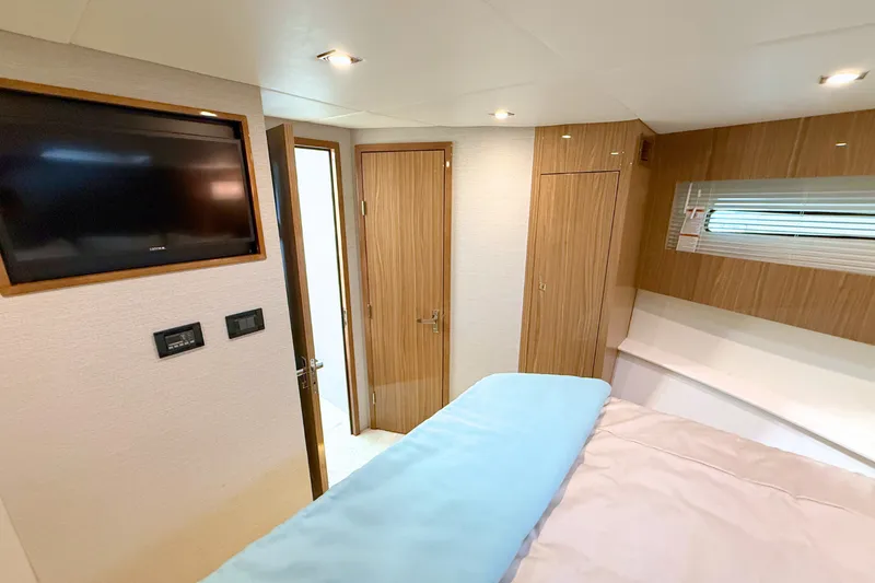 Slide: The Image of Cruisers 42 Cantius 2025 - 56