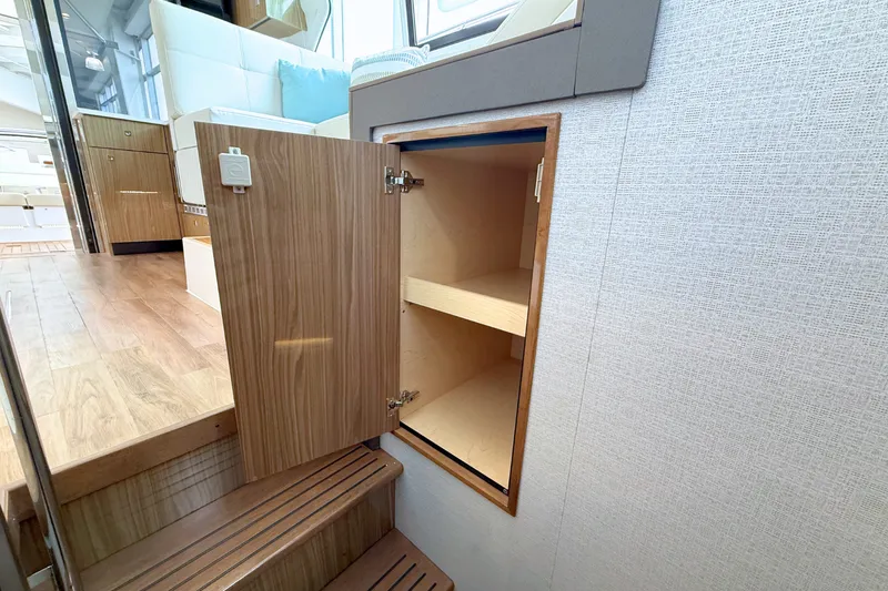 Slide: The Image of Cruisers 42 Cantius 2025 - 76