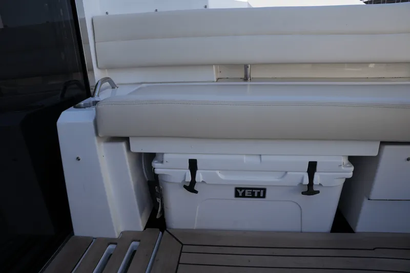 Slide: The Image of Cruisers Yachts 42 Cantius 2025 - 13