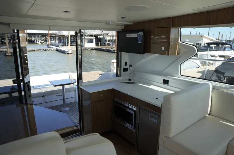 Slide: The Image of Cruisers Yachts 42 Cantius 2025 - 41