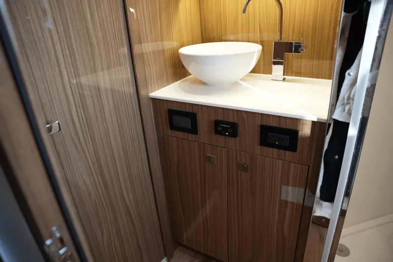 Slide: The Image of Cruisers Yachts 42 Cantius 2025 - 48