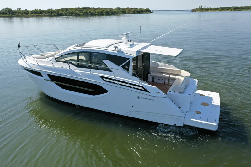Slide: The Image of Cruisers Yachts 42 Cantius 2025 - 5