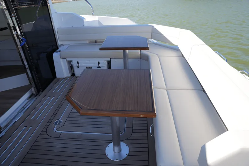 Slide: The Image of Cruisers Yachts 42 Cantius 2025 - 9