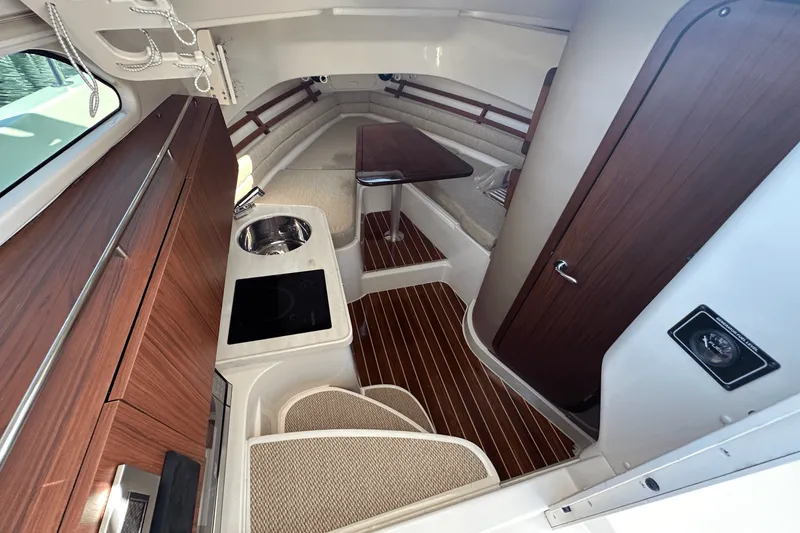 Slide: The Image of Grady-White Marlin 300 2025 - 11