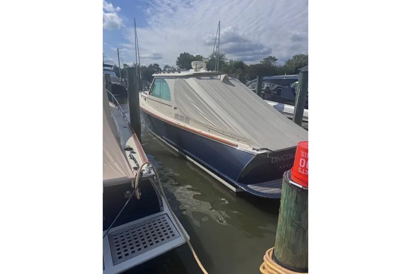 Slide: The Image of Hinckley Yachts Picnic Boat 37 MKIII 2010 - 5