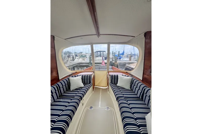 Slide: The Image of Hinckley Yachts Picnic Boat 37 MKIII 2010 - 8