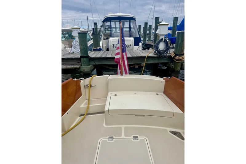 Slide: The Image of Hinckley Yachts Picnic Boat 37 MKIII 2010 - 14