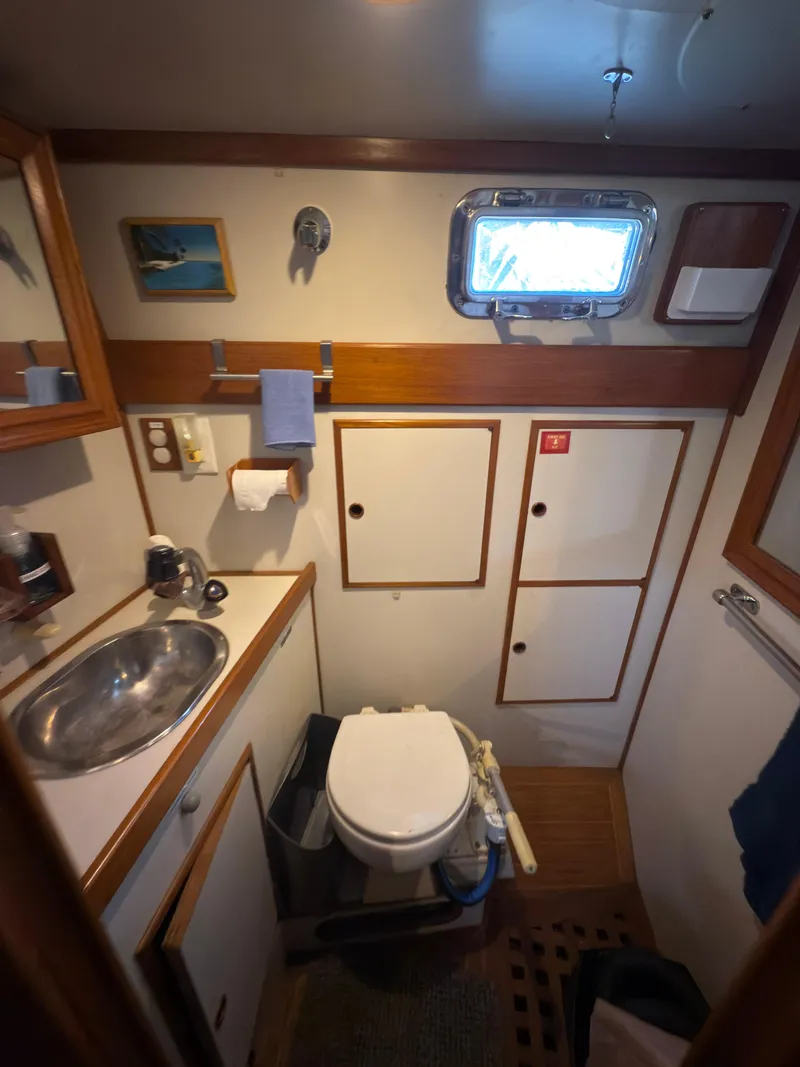 Slide: The Image of Spindrift Cutter 1984 - 30