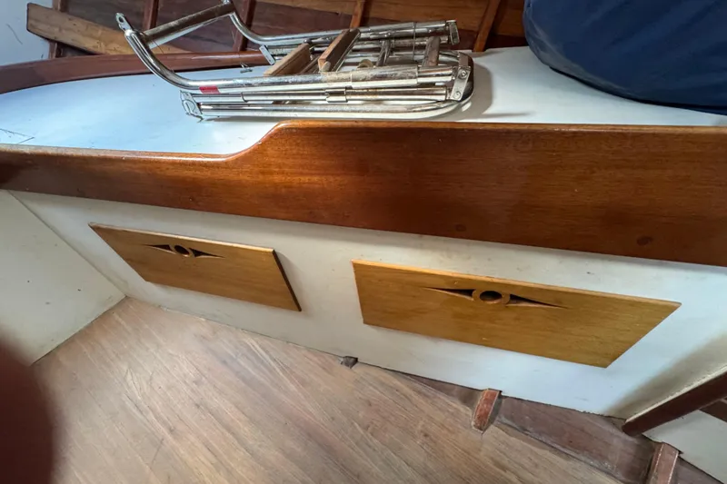 Slide: The Image of Nielsen 44 Cutter Rigged 1979 - 34