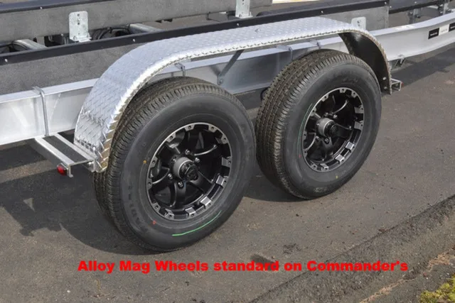 Slide: The Image of Venture Trailers Aluminum Tandem Axle Commander Series COM-8800 2024 - 5