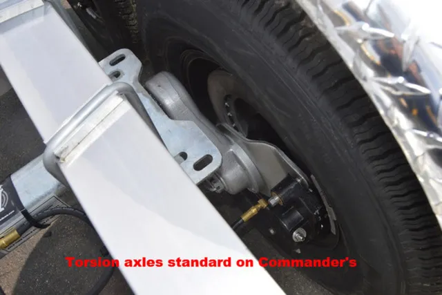 Slide: The Image of Venture Trailers Aluminum Tandem Axle Commander Series COM-8800 2024 - 8