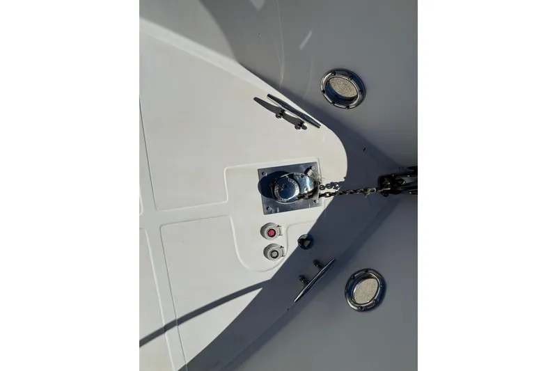 Slide: The Image of Transpacific Marine Pilothouse 32 1998 - 16