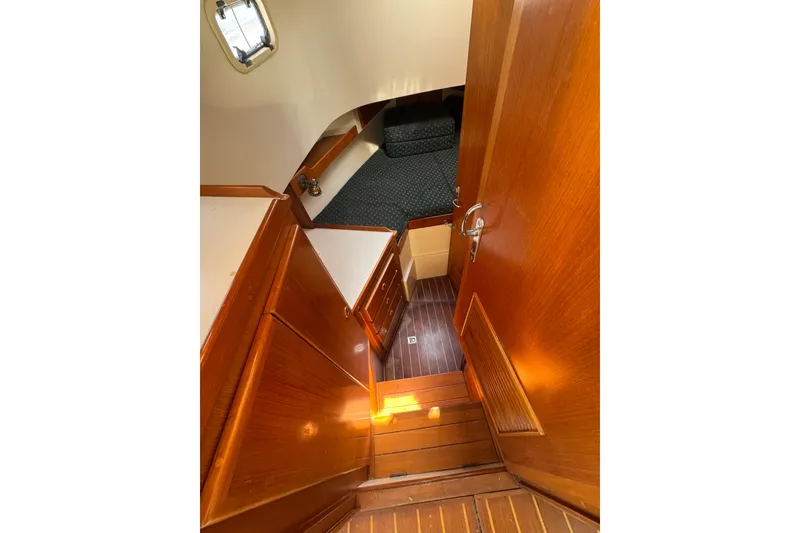 Slide: The Image of Transpacific Marine Pilothouse 32 1998 - 41