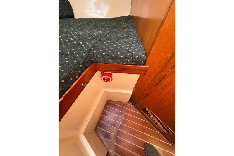 Slide: The Image of Transpacific Marine Pilothouse 32 1998 - 42