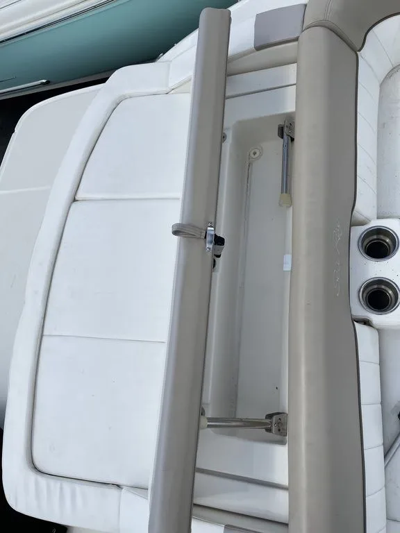 Slide: The Image of Sea Ray 230 SLX 2013 - 19